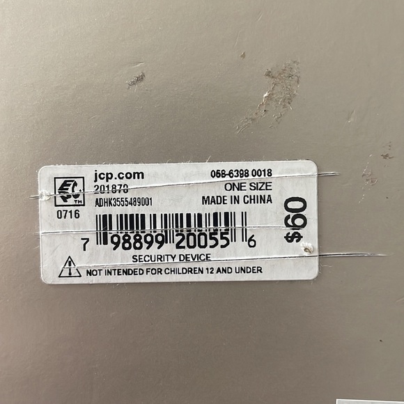 Elephant Necklace - Picture 2 of 2